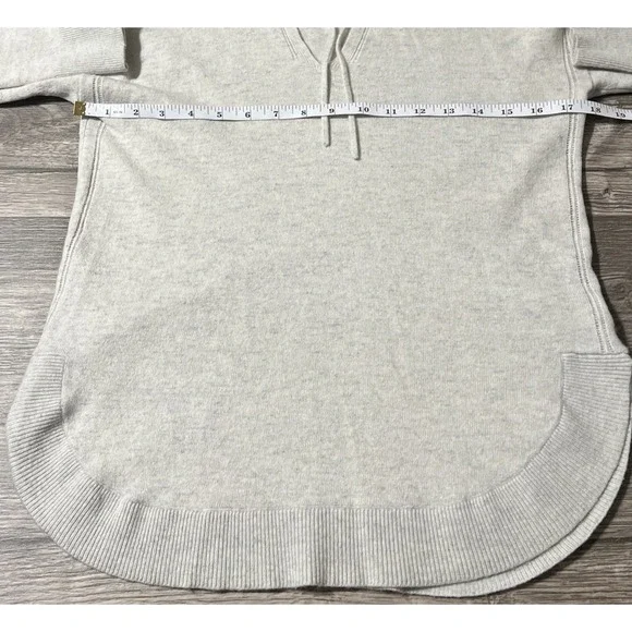 Banana Republic Women's Merino Wool Cashmere Hooded Sweater SZ Small in Oatmeal - Picture 6 of 9